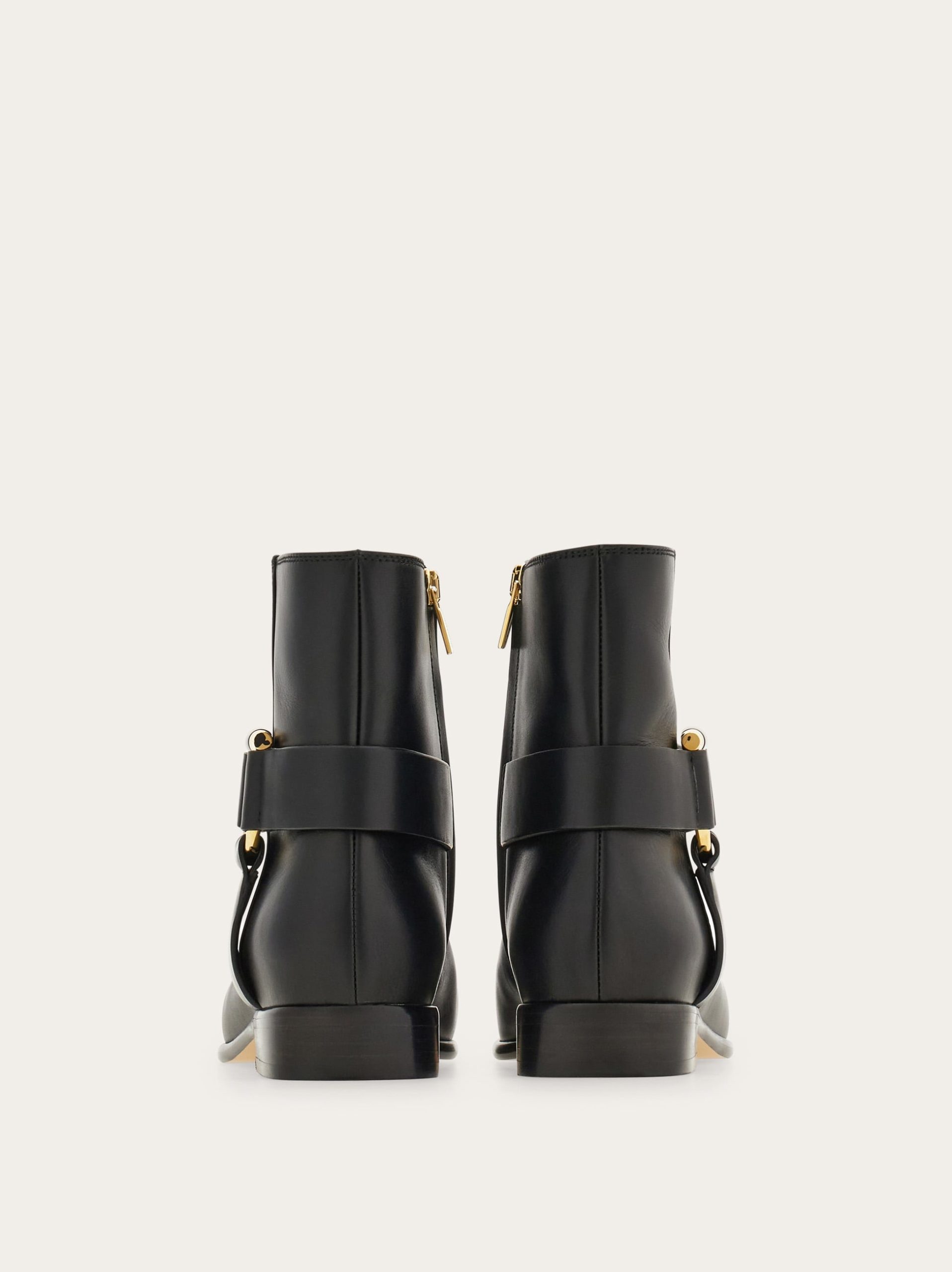 Ferragamo Gancini ornament ankle boot - Image 5